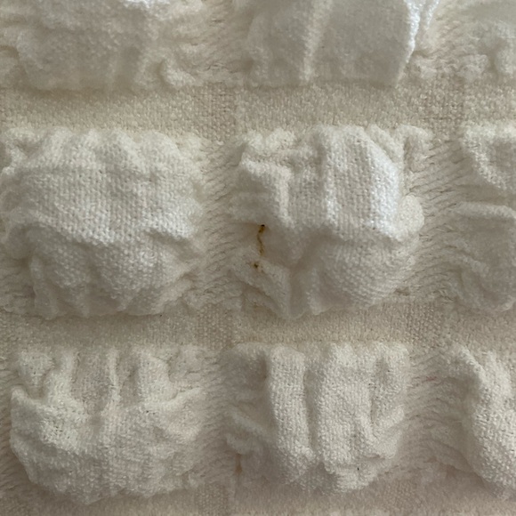 Ring Linked Cream Bubbled Shoulder Bag - Picture 9 of 10